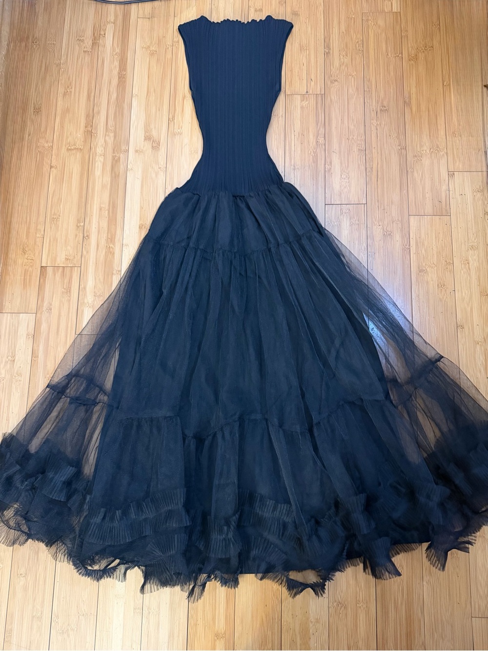 NWOT En Saison Darcy Sleeveless Mixed Media Tulle Gown Dress in Black Size S - Picture 7 of 15